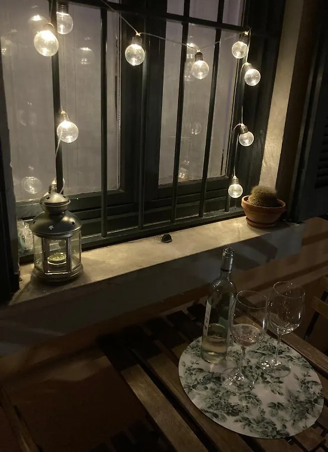 Apartment Squisito Appartamento In Stabile Vecchia Milano Italy